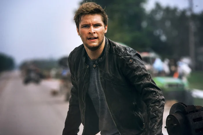 Jack Reynor Momia